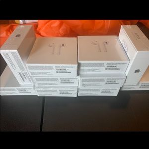 **Brand New** Apple AirPods Gen2